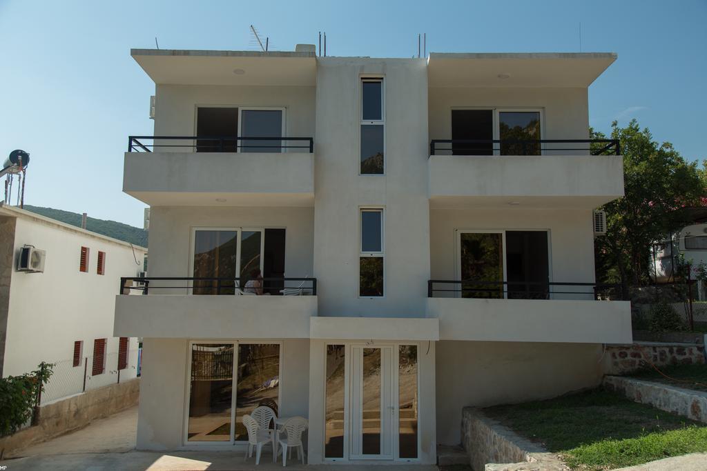 Del Mar Apartment *